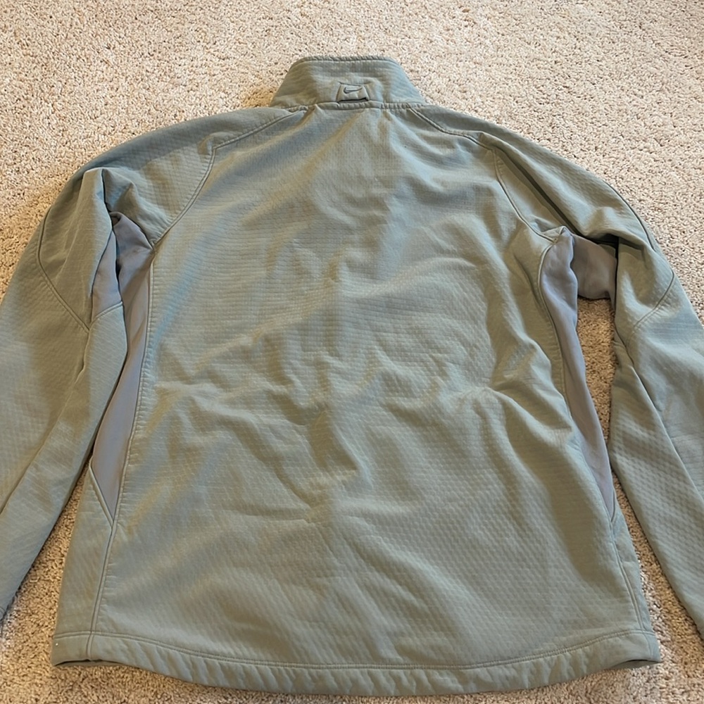 Nike Jacket - Picture 7 of 9